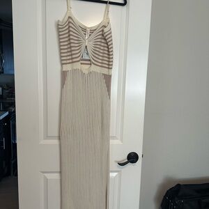 Mahina Keyhole Dress